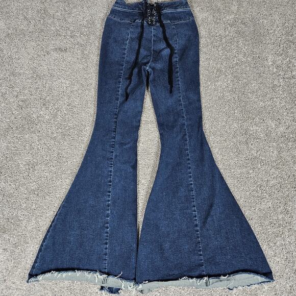We the Free People Jeans Womens 26 Ma Cherie Flare Curvy Boho Bell Bottoms Retro - Picture 2 of 12